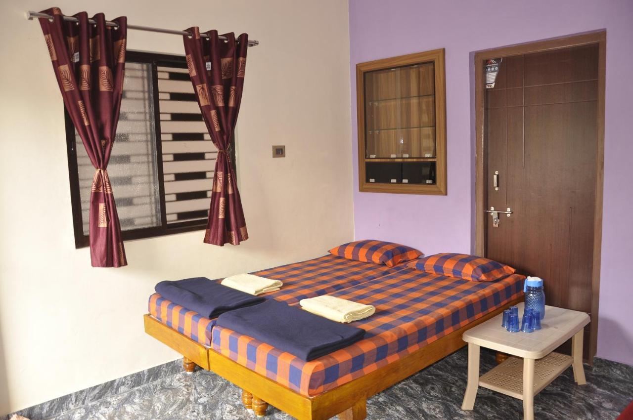 Classic Homestay Hampi Exterior foto